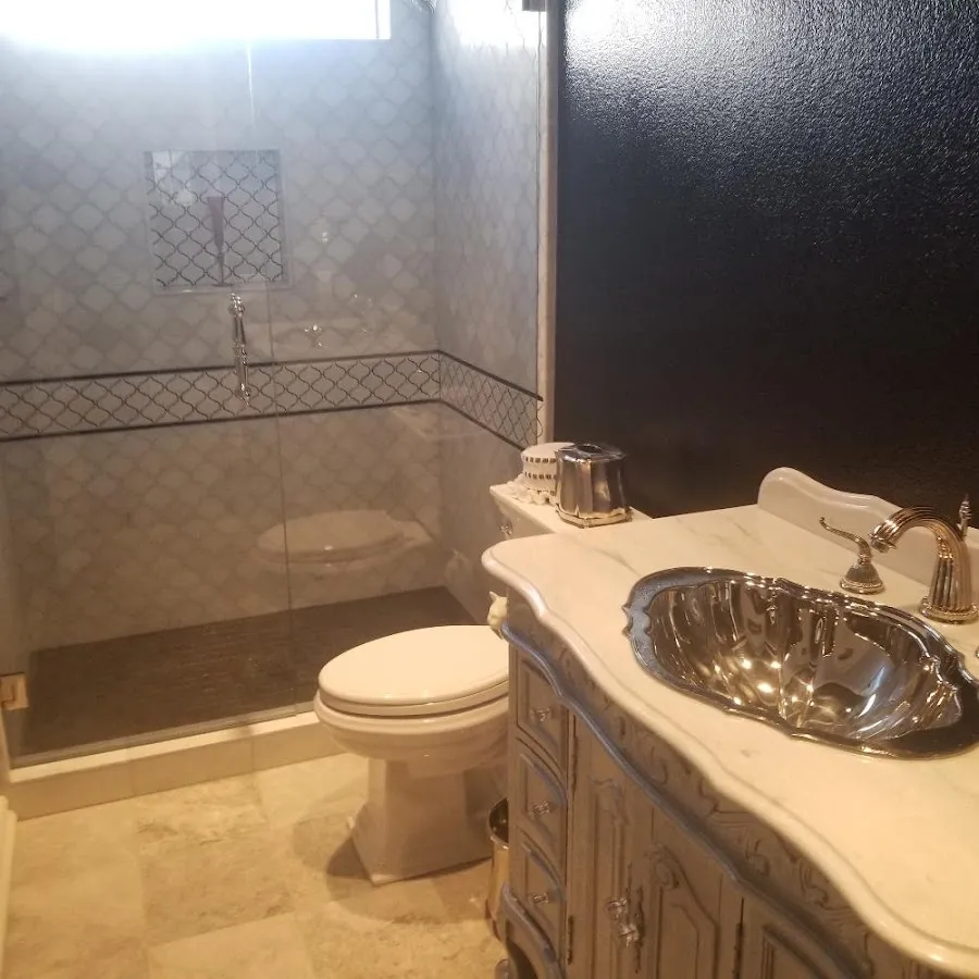 Professional plumbing work and bathroom remodeling in Lakewood Park